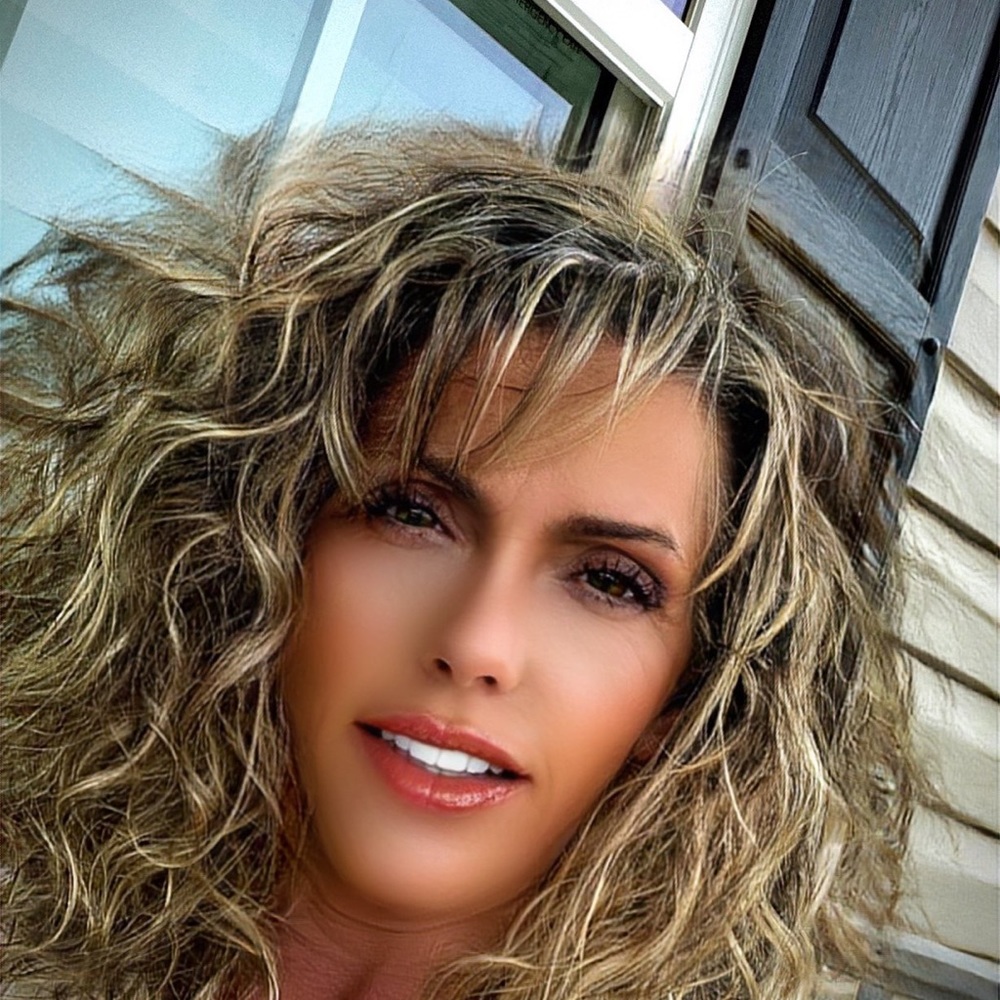 Meet your Posher, Christy